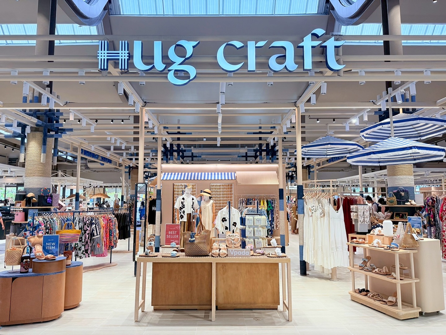 HUG CRAFT: A Multi-Store Showcasing Contemporary Thai Craft